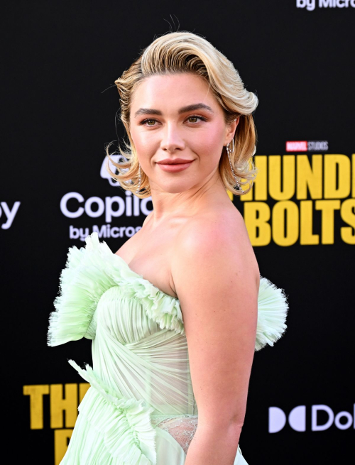 Florence Pugh at Thunderbolts Premiere in Los Angeles, April 2025 5