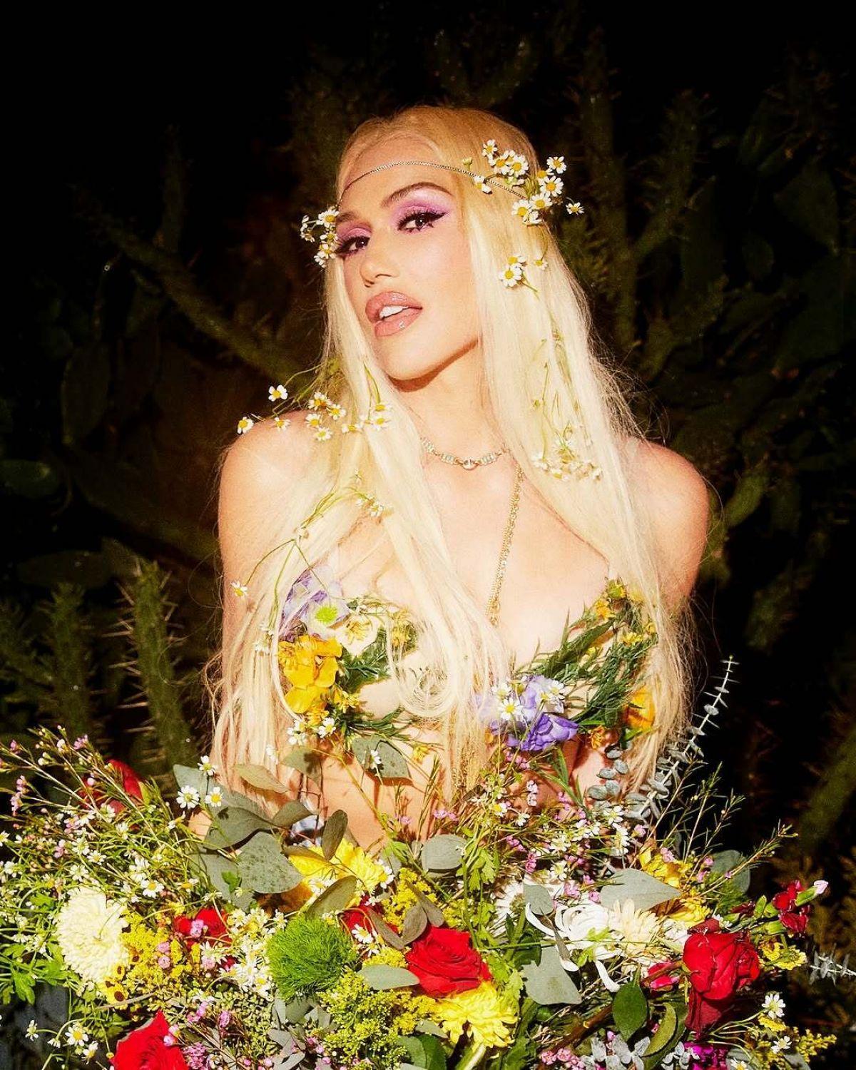 Gwen Stefani at Flower Week Event, March 2025