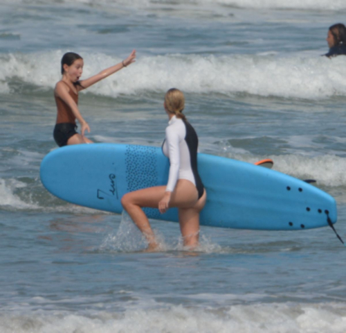 Ivanka Trump Surfing Skills in Costa Rica, April 2025 4