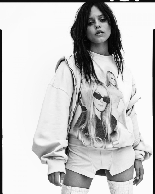 Jenna Ortega for V Magazine Issue #154, Summer 2025 3