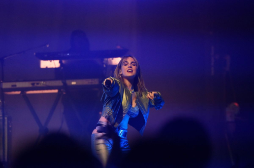 Joanna Jojo Levesque Performs Live in Louisville, April 2025 3