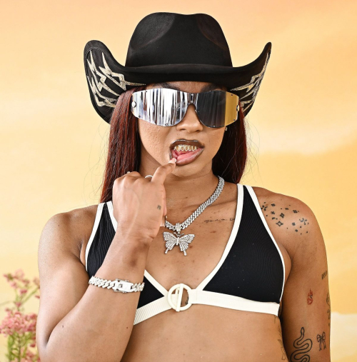Jordan Chiles attends 8th Revolve Festival in Palm Springs, April 2025 1