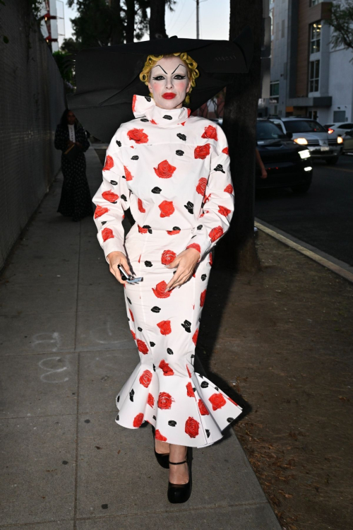 Julia Fox at Fashion Trust U.S Awards, April 2025 4