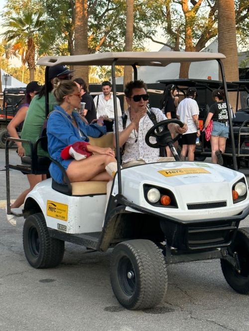 Kate Hudson on Golf Cart Ride at Coachella, April 2025 1