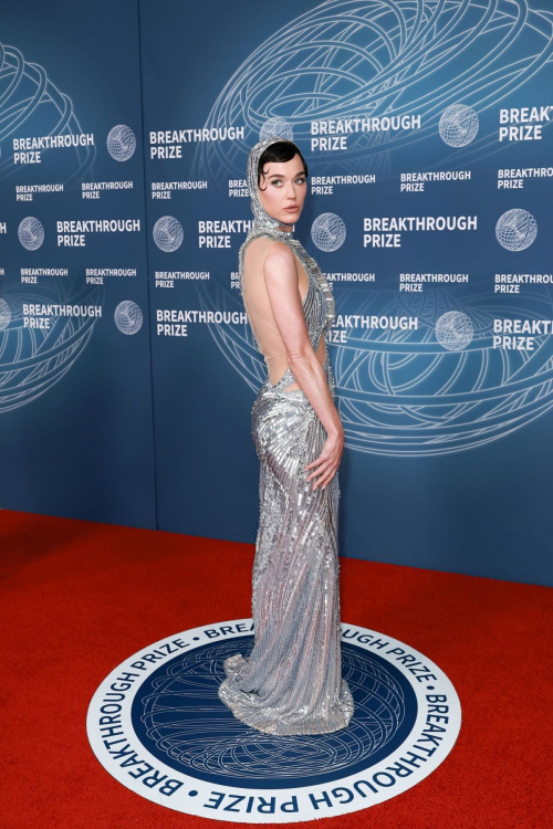 Katy Perry at Breakthrough Prize Ceremony, April 2025 1