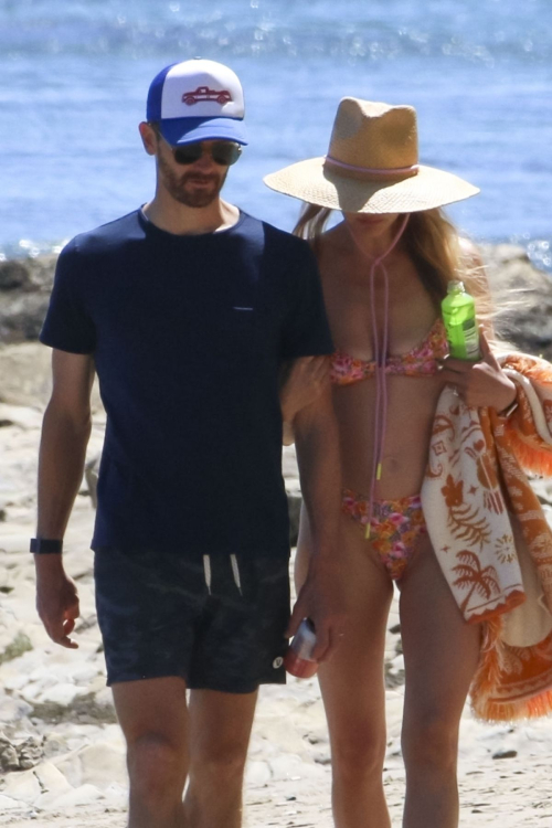 Kelly Rohrbach in Bikini at Malibu Beach Shoot, April 2025 1