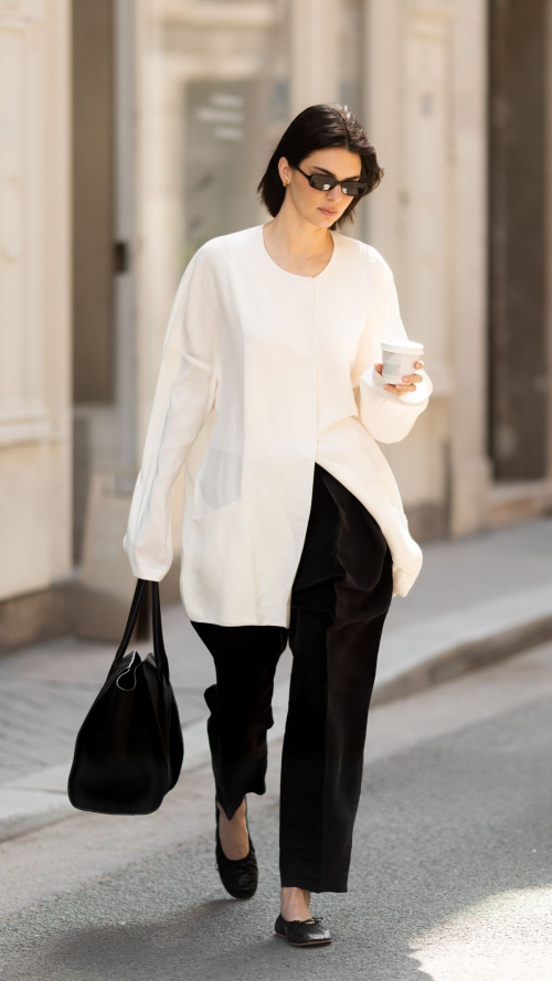 Kendall Jenner Out and About in Paris, April 2025 5