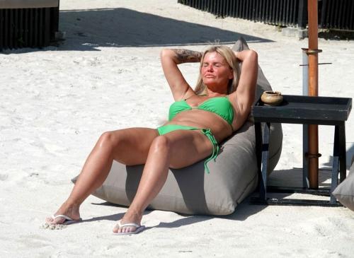 Kerry Katona in Bikini at Beach in Thailand, April 2025 8