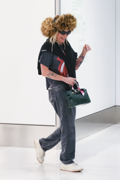 Kesha Arrives at LAX Airport in Los Angeles, April 2025