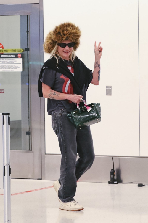 Kesha Arrives at LAX Airport in Los Angeles, April 2025 6