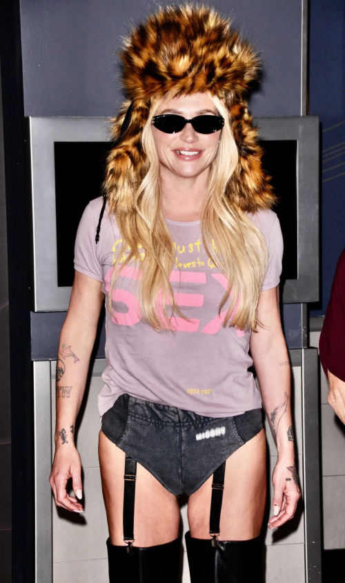 Kesha at New Album Launch at Empire State Building, April 2025 6