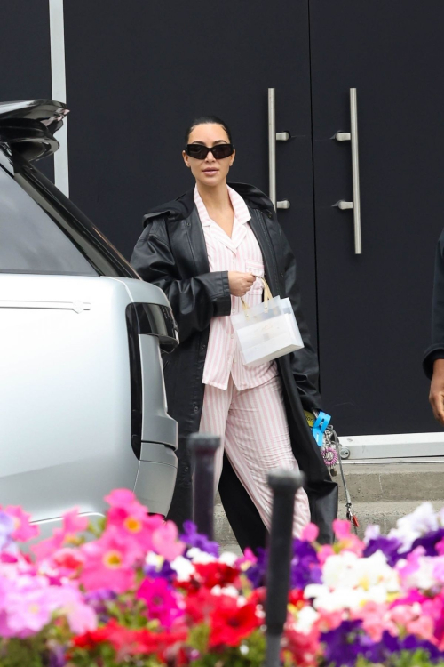 Kim Kardashian Enjoys a Spa Session in Los Angeles, April 2025