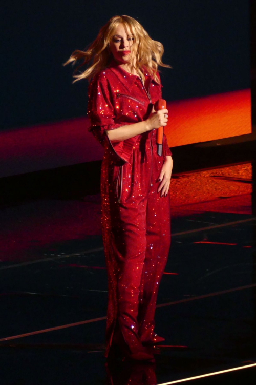 Kylie Minogue Performs at Madison Square Garden, April 2025 9
