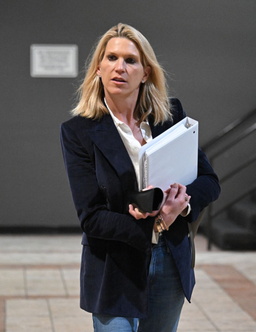 Lindsay Shookus Leaves Sushi Park in Los Angeles, April 2025 2