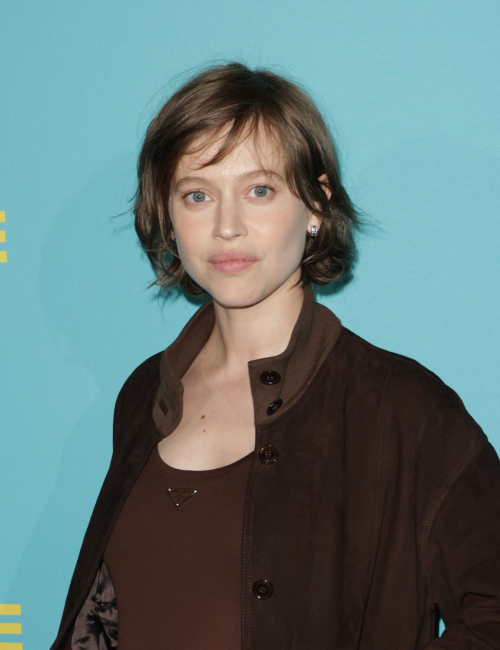 Lou De Laage at Etoile Premiere La Galerie Bourbon Paris, April 2025 5