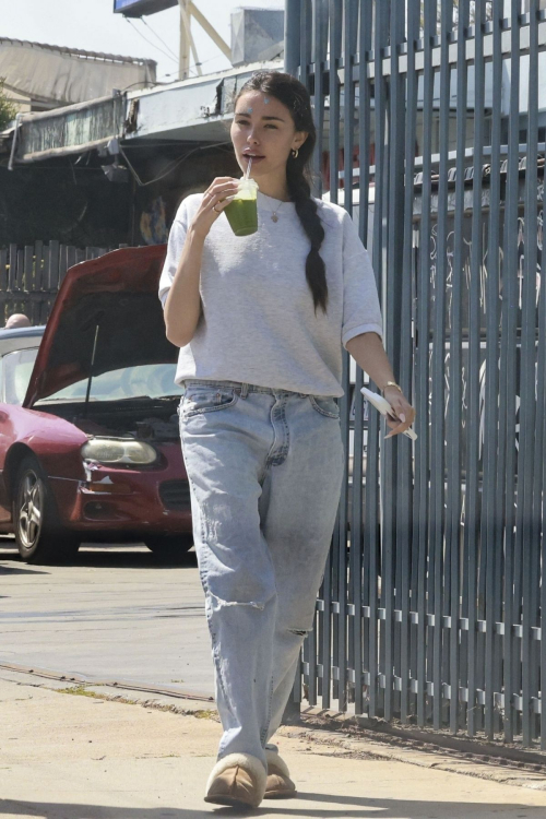 Madison Beer out for lunch Los Feliz, April 2025 2