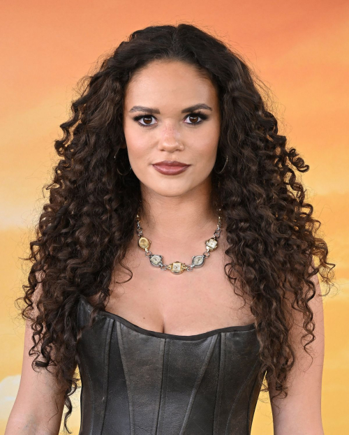 Madison Pettis glows at Revolve Festival 2025, April 2025 5