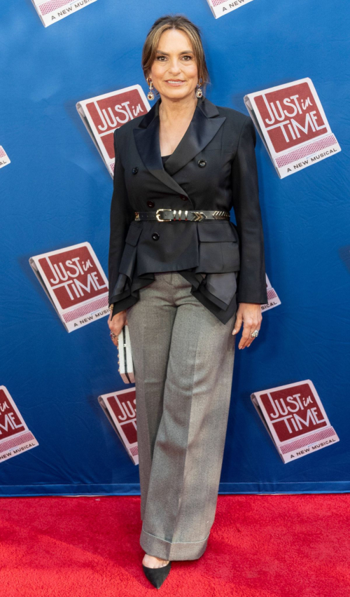Mariska Hargitay at Just in Time Broadway Show Opening Night in New York, April 2025