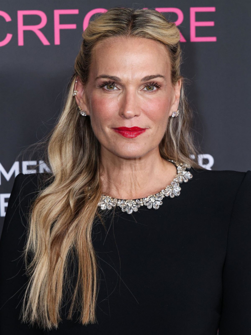 Molly Sims at An Unforgettable Evening Gala, April 2025 2