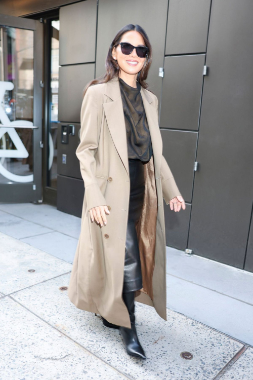 Olivia Munn Arrives at The View, April 2025 2