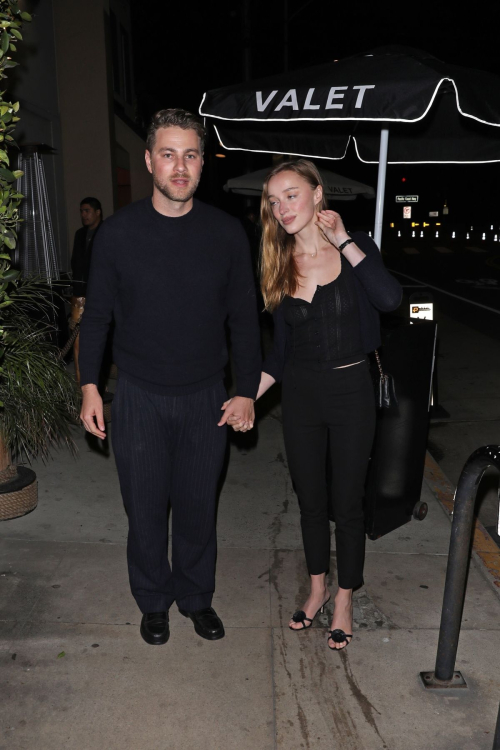 Phoebe Dynevor and Cameron Fuller Dinner Date in Los Angeles, April 2025 3