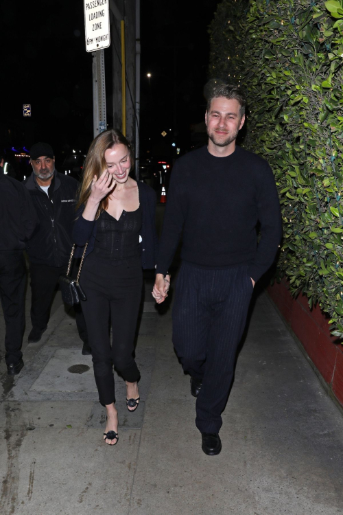 Phoebe Dynevor and Cameron Fuller Dinner Date in Los Angeles, April 2025 4