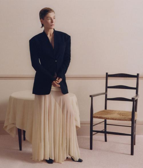 Rosamund Pike for Porter Magazine Cover, March 2025 3
