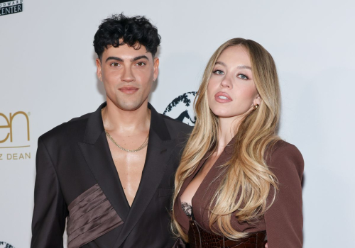 Sydney Sweeney at Hollywood Beauty Awards Glam, April 2025 3