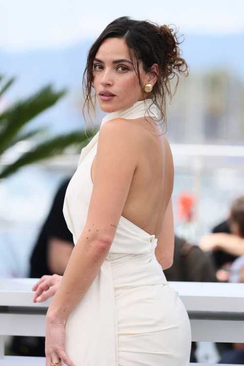 Adria Arjona at Splitsville Cannes Photocall, May 2025 6
