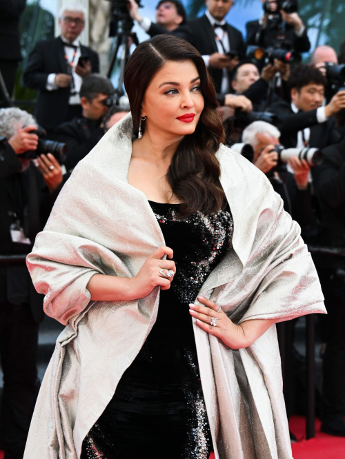 Aishwarya Rai at Colours of Time Premiere, May 2025 6