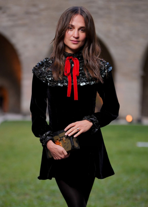 Alicia Vikander at Louis Vuitton Cruise Show, May 2025 6