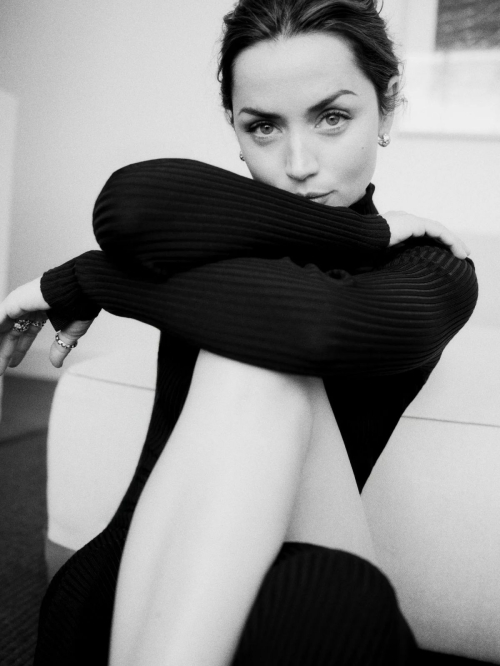 Ana De Armas for WWD Weekend, May 2025 4