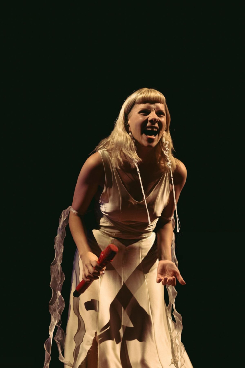 Aurora Performs at Le Zenith in Paris, May 2025 1