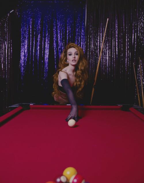 Chloe Fineman for Polyester Magazine, May 2025 11