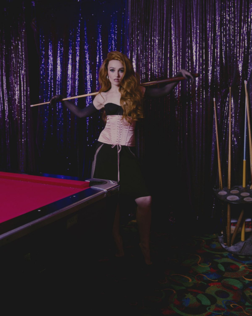 Chloe Fineman for Polyester Magazine, May 2025 12
