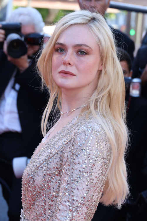Elle Fanning at The Mastermind Premiere Cannes, May 2025 7