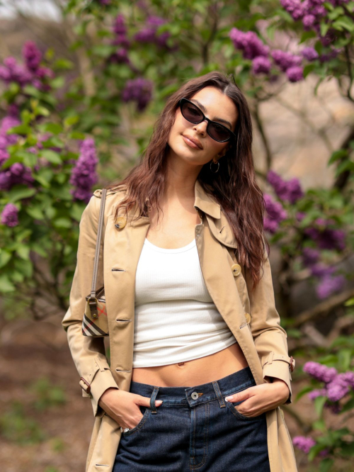 Emily Ratajkowski at Burberry Spring Luncheon, May 2025 3