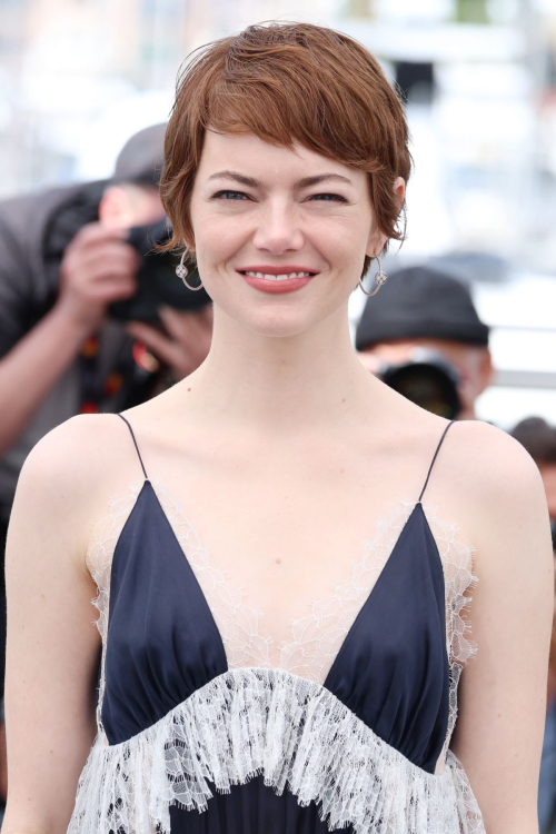 Emma Stone at Eddington Photocall in Cannes, May 2025
