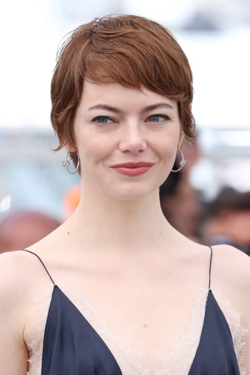 Emma Stone at Eddington Photocall in Cannes, May 2025 6