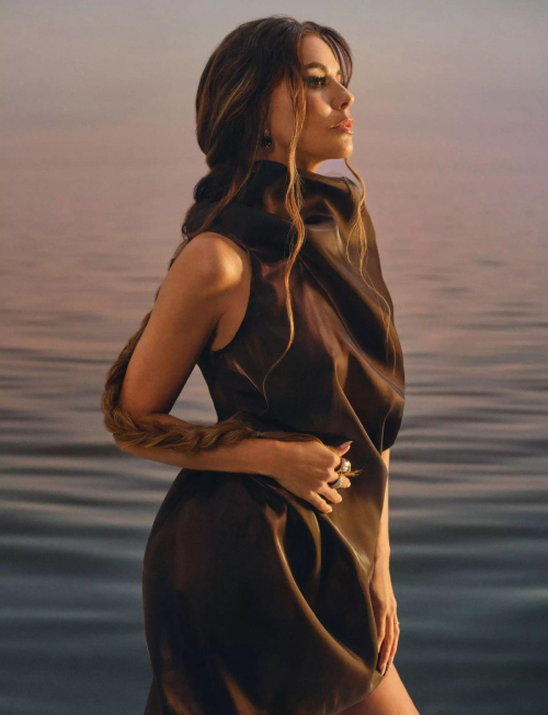 Eva Longoria Featured in Byrdie Magazine, May 2025 8