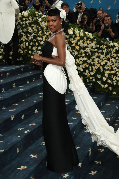 Gabrielle Union at 2025 Met Gala in NYC, May 2025 1