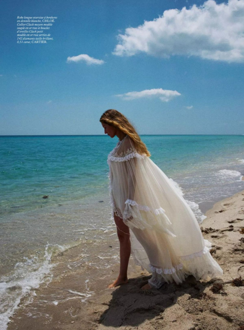 Gisele Bundchen in Vogue France feature, June 2025 9