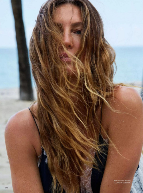 Gisele Bundchen in Vogue France feature, June 2025 11