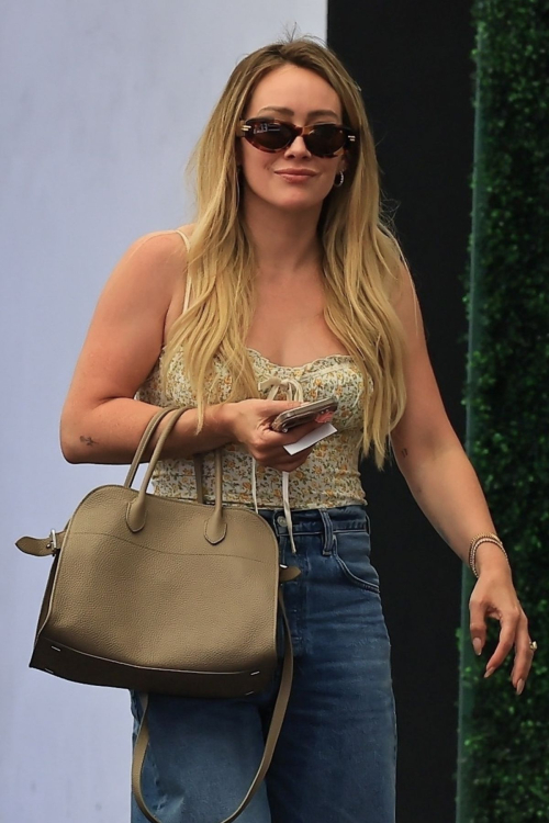Hilary Duff Arrives at E Baldi Beverly Hills, May 2025 1