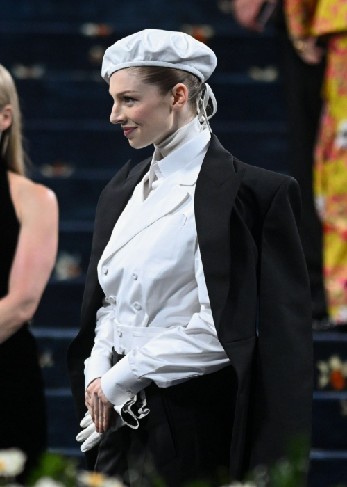 Hunter Schafer at 2025 Met Gala in NYC, May 2025 2