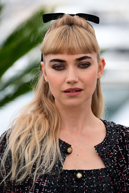Imogen Poots at Chronology of Water Photocall, May 2025 4