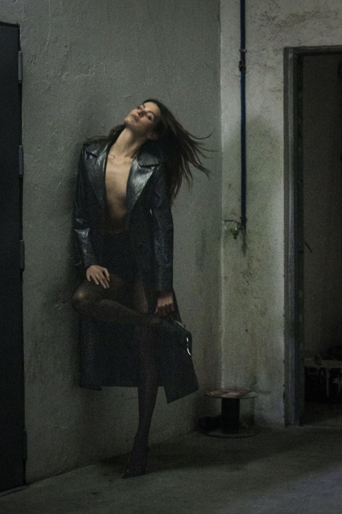 Isabeli Fontana for Numero Netherlands, May 2025 13