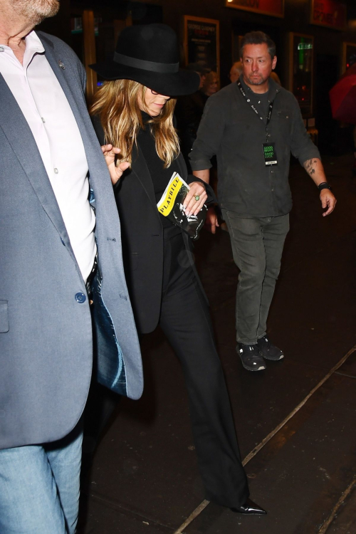 Jennifer Aniston and Jason Bateman in NYC, May 2025 6