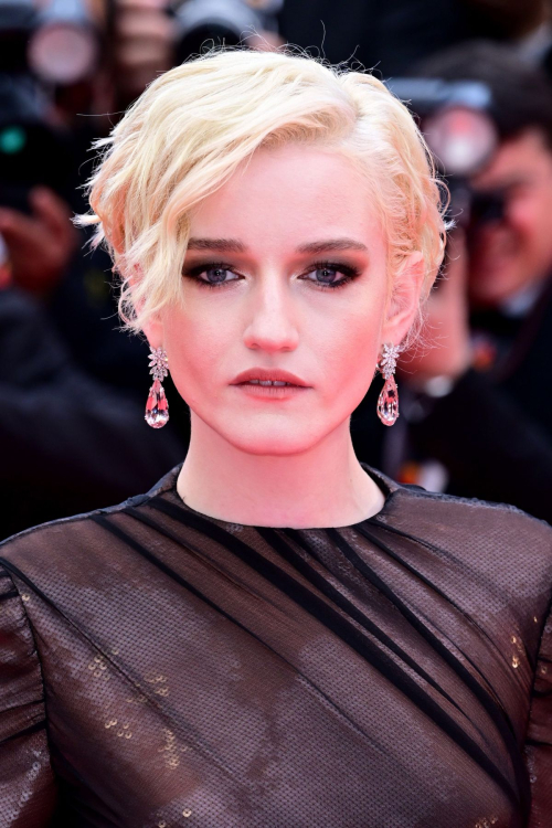 Julia Garner at Cannes Film Festival Premiere, May 2025 4