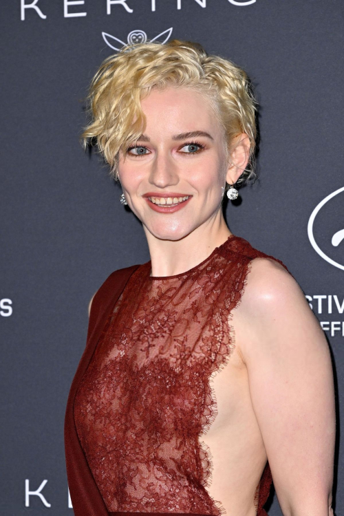 Julia Garner at Kering and Presidential Dinner Cannes, May 2025 4